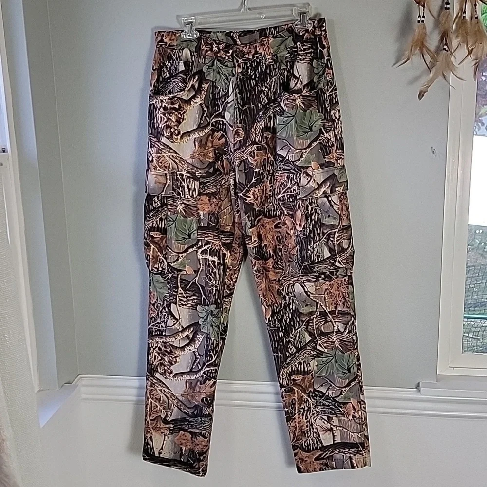 Cabela's camouflage/ outdoor hunting cargo pant